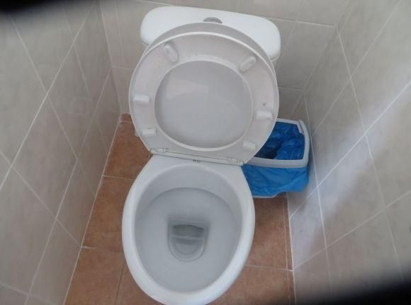 Туалет на мільйон: як виглядає нова "халявна" вбиральня в парку Франка на сайті vsim.ua Туалет на мільйон: як виглядає нова "халявна" вбиральня в парку Франка, фото №5 на сайті vsim.ua