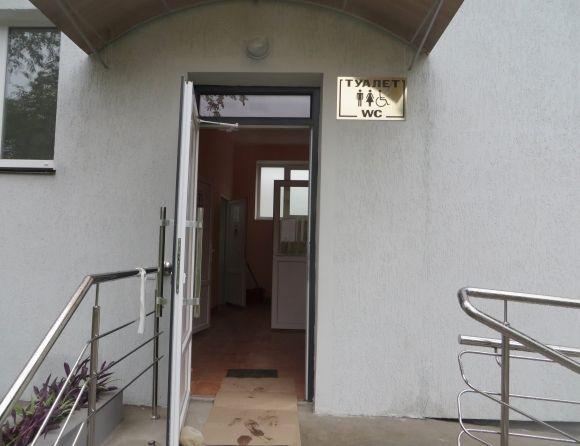 Туалет на мільйон: як виглядає нова "халявна" вбиральня в парку Франка на сайті vsim.ua Туалет на мільйон: як виглядає нова "халявна" вбиральня в парку Франка, фото №8 на сайті vsim.ua