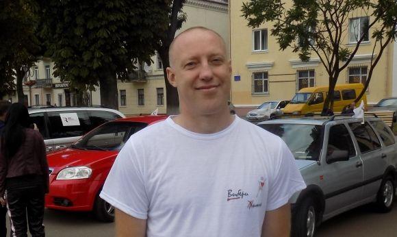 Всеукраїнський автопробіг до 500-річчя Реформації відвідав Хмельницький на сайті vsim.ua Всеукраїнський автопробіг до 500-річчя Реформації відвідав Хмельницький, фото №1 на сайті vsim.ua