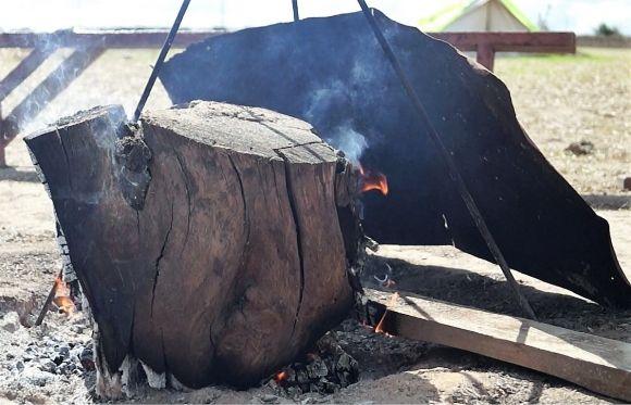 Активісти чергують, робочі риють землю — цвинтар у Сабарові на сайті 20minut.ua Активісти чергують, робочі риють землю — цвинтар у Сабарові, фото №3 на сайті 20minut.ua