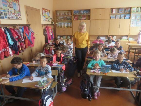 “В школі тісно, а будуватись нема куди” - директор СЗОШ № 1 про другу зміну, фото №1 на сайті vsim.ua