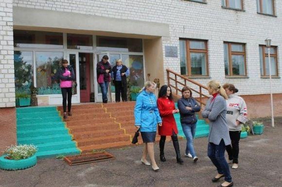 Председателю Тетеревской ОТГ Ильницкой на законы Украины плевать на сайті 20minut.ua Председателю Тетеревской ОТГ Ильницкой на законы Украины плевать, фото №1 на сайті 20minut.ua