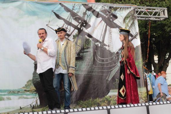 Вінницький Голівуд: як Дмитро-Джек Горобець силився втекти від колишньої на сайті 20minut.ua Вінницький Голівуд: як Дмитро-Джек Горобець силився втекти від колишньої, фото №3 на сайті 20minut.ua