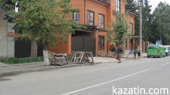 Яскраві квітники прикрашають місто на сайті 20minut.ua Яскраві квітники прикрашають місто, фото №18 на сайті 20minut.ua