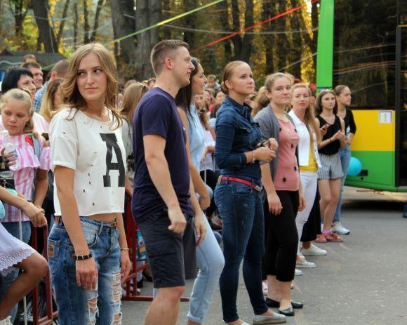 Олена Шоптенко вчила вінничан танцювати сальсу і фоткалася з ними для Instagram, фото №5 на сайті 20minut.ua