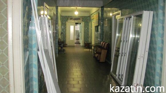 Яскраві квітники прикрашають місто на сайті 20minut.ua Яскраві квітники прикрашають місто, фото №11 на сайті 20minut.ua