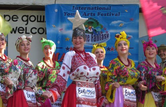 Врожай перемог шоу-театру «КЛЕМ» влітку 2017, фото №2 на сайті 20minut.ua