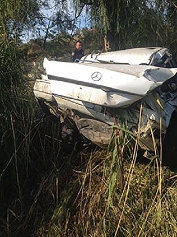 У Вінницькому районі перекинулася іномарка. Один загиблий, двоє травмовано, фото №1 на сайті 20minut.ua
