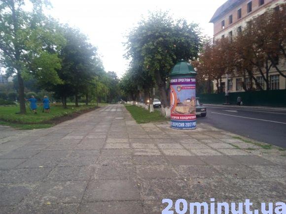 У Кам’янці - Подільському з’явилося вісім колон Моріса на сайті 20minut.ua У Кам’янці - Подільському з’явилося вісім колон Моріса, фото №2 на сайті 20minut.ua