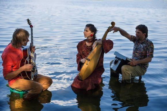 Зірки VINNYTSIA JAZZFEST, гурт KoloYolo - про магію українського джазу, бандурний бум і силу кохання на сайті 20minut.ua Зірки VINNYTSIA JAZZFEST, гурт KoloYolo - про магію українського джазу, бандурний бум і силу кохання, фото №7 на сайті 20minut.ua