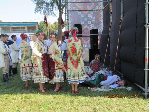 Чешські громади зі всієї України з'їхались в Миколаївку (фоторепортаж) на сайті 20minut.ua Чешські громади зі всієї України з'їхались в Миколаївку (фоторепортаж), фото №9 на сайті 20minut.ua