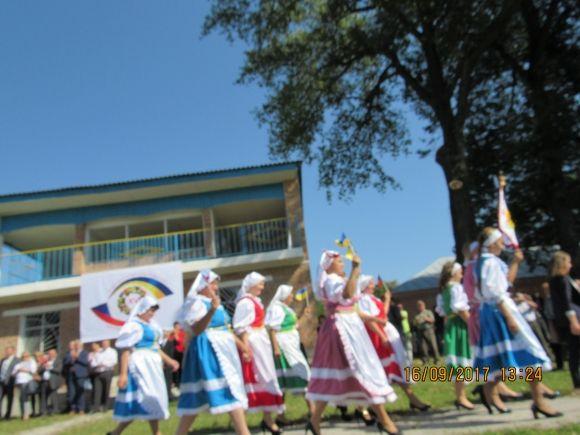 Чешські громади зі всієї України з'їхались в Миколаївку (фоторепортаж) на сайті 20minut.ua Чешські громади зі всієї України з'їхались в Миколаївку (фоторепортаж), фото №20 на сайті 20minut.ua