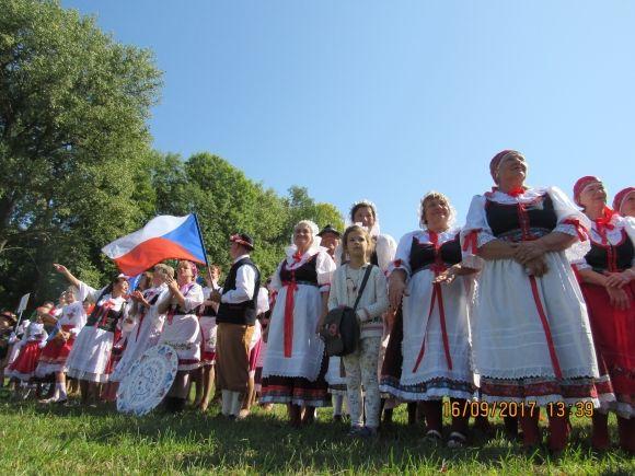 Чешські громади зі всієї України з'їхались в Миколаївку (фоторепортаж) на сайті 20minut.ua Чешські громади зі всієї України з'їхались в Миколаївку (фоторепортаж), фото №29 на сайті 20minut.ua