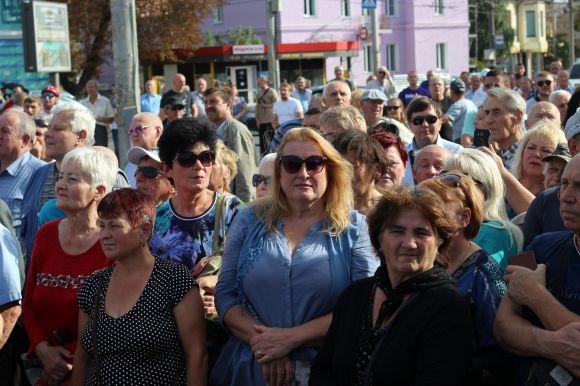 Саакашвілі у Вінниці: одні скандували "Міша!", інші кричали "Ганьба!", фото №4 на сайті 20minut.ua