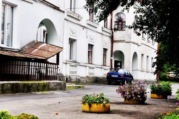 Хто тут живе?  Мешканці "білого дому" на Пушкіна, фото №13 на сайті vsim.ua