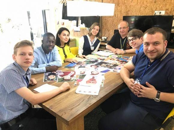 Чим вразив журі наш претендент на звання кращого вчителя — ексклюзивне інтерв'ю на сайті 20minut.ua Чим вразив журі наш претендент на звання кращого вчителя — ексклюзивне інтерв'ю, фото №2 на сайті 20minut.ua
