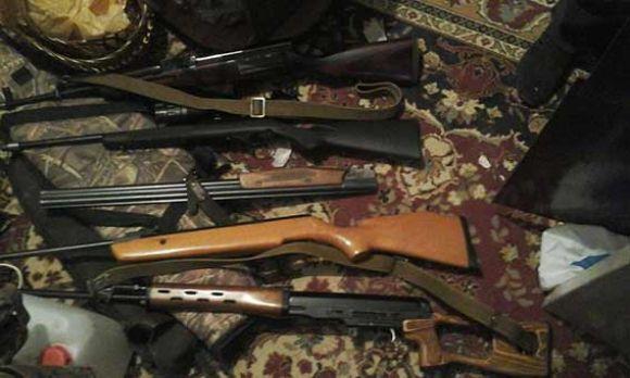 В Вінниці накрили нарколаболаторію та склад зі зброєю. Власник мовчить, фото №2 на сайті 20minut.ua