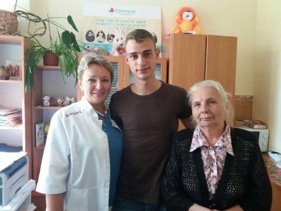 Травмований коханцем мами у 10 місяців, через 24 роки знайшов лікаря, аби подякувати за врятоване життя, фото №2 на сайті 20minut.ua