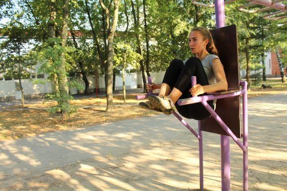 Альтернатива спортзалу.  Вчимося правильно займатися на вуличних тренажерах, фото №1 на сайті 20minut.ua