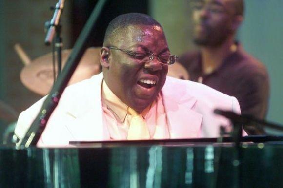 «Чорний» джаз і культовий Сайрус Честнат — у неділю у Вінниці на сайті 20minut.ua «Чорний» джаз і культовий Сайрус Честнат — у неділю у Вінниці, фото №1 на сайті 20minut.ua