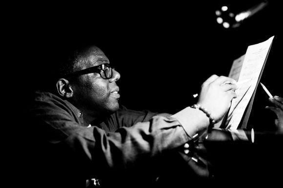 «Чорний» джаз і культовий Сайрус Честнат — у неділю у Вінниці на сайті 20minut.ua «Чорний» джаз і культовий Сайрус Честнат — у неділю у Вінниці, фото №9 на сайті 20minut.ua