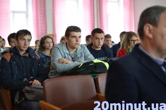 У Кам’янці триває форум “Літсторія” на сайті 20minut.ua У Кам’янці триває форум “Літсторія”, фото №4 на сайті 20minut.ua