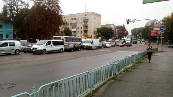 Житомирські медики перекрили дорогу на Бердичів, фото №1 на сайті 20minut.ua