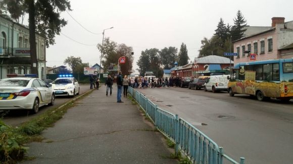 Житомирські медики перекрили дорогу на Бердичів, фото №2 на сайті 20minut.ua