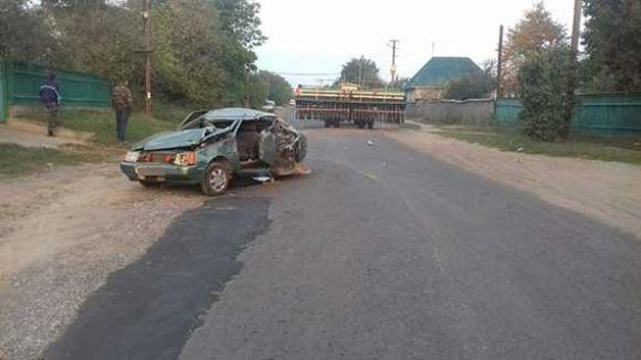 На Вінниччині «Славута» в'їхала у сівалку. Водій авто у лікарні на сайті 20minut.ua На Вінниччині «Славута» в'їхала у сівалку. Водій авто у лікарні, фото №3 на сайті 20minut.ua