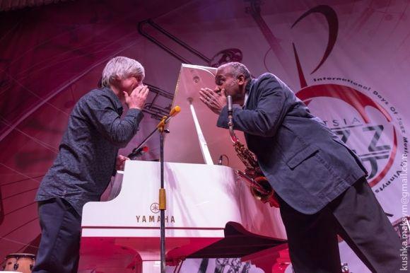 Главные «байки» VINNYTSIA JAZZFEST: костюм Гараняна и ведро для игры на сайті 20minut.ua Главные «байки» VINNYTSIA JAZZFEST: костюм Гараняна и ведро для игры, фото №10 на сайті 20minut.ua