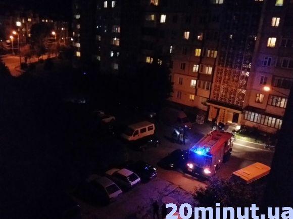 На Курбаса шукали витік солярки чи бензину на сайті 20minut.ua На Курбаса шукали витік солярки чи бензину, фото №1 на сайті 20minut.ua