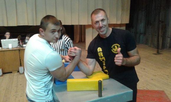 Козятинські армспортсмени змагалися у Немирові на сайті 20minut.ua Козятинські армспортсмени змагалися у Немирові, фото №3 на сайті 20minut.ua