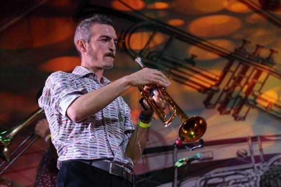 JAZZFEST: один джазмен «довів» до сліз, інші — витягнули танцювати півзали на сайті 20minut.ua JAZZFEST: один джазмен «довів» до сліз, інші — витягнули танцювати півзали, фото №27 на сайті 20minut.ua