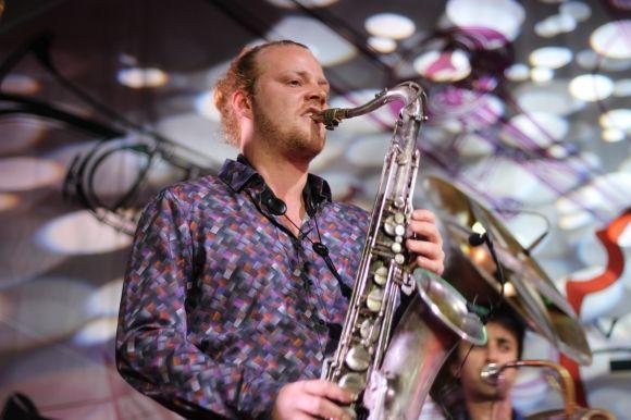 JAZZFEST: один джазмен «довів» до сліз, інші — витягнули танцювати півзали на сайті 20minut.ua JAZZFEST: один джазмен «довів» до сліз, інші — витягнули танцювати півзали, фото №4 на сайті 20minut.ua