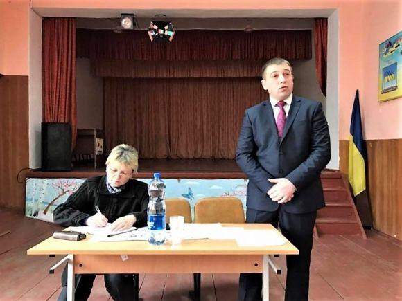 Конфлікт у Щітках: «Сьогодні порубав горіхи, а завтра — мій дім?», фото №5 на сайті 20minut.ua