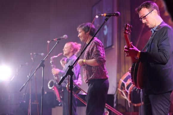 JAZZFEST: один джазмен «довів» до сліз, інші — витягнули танцювати півзали на сайті 20minut.ua JAZZFEST: один джазмен «довів» до сліз, інші — витягнули танцювати півзали, фото №22 на сайті 20minut.ua