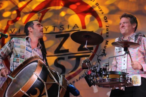 JAZZFEST: один джазмен «довів» до сліз, інші — витягнули танцювати півзали на сайті 20minut.ua JAZZFEST: один джазмен «довів» до сліз, інші — витягнули танцювати півзали, фото №24 на сайті 20minut.ua