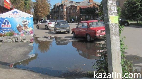 Суцільне море біля суду на сайті 20minut.ua Суцільне море біля суду, фото №8 на сайті 20minut.ua