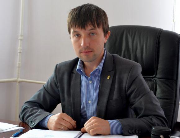 На ремонті доріг в Хмельницькому «відмивали» гроші? За кого взялися правоохоронці на сайті vsim.ua На ремонті доріг в Хмельницькому «відмивали» гроші? За кого взялися правоохоронці, фото №1 на сайті vsim.ua