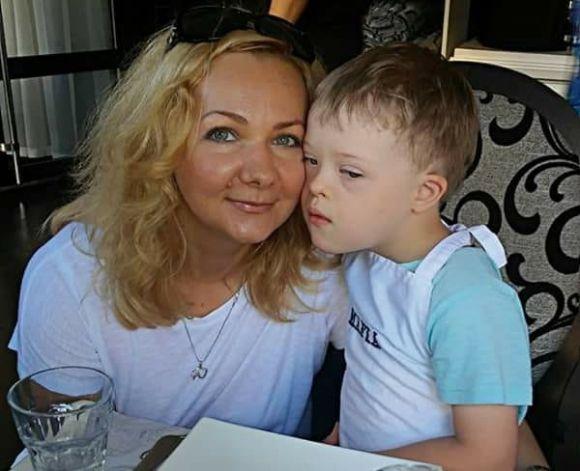 Оксана Комплетова із сином Андрієм