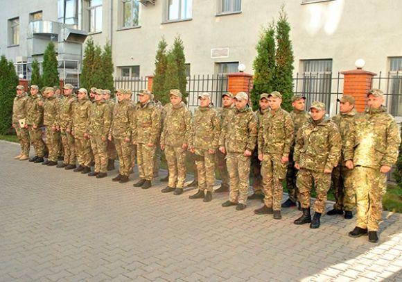 Поліцейські-спецпризначенці повернулися до Хмельницького із зони АТО, фото №2 на сайті vsim.ua