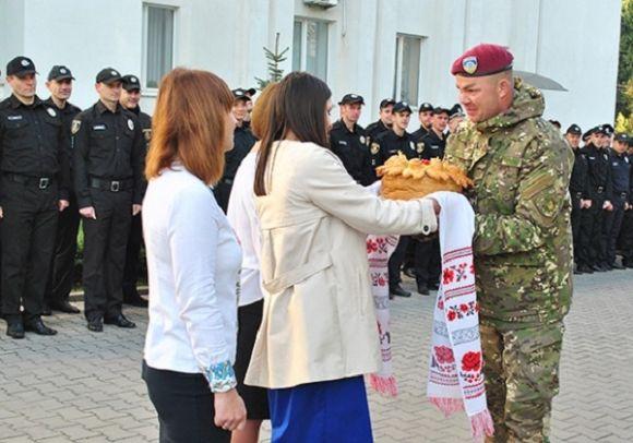 Поліцейські-спецпризначенці повернулися до Хмельницького із зони АТО, фото №1 на сайті vsim.ua