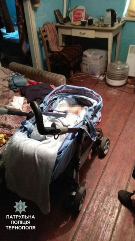 У Тернополі жінка залишила 6-річного хлопчика і його одномісячного братика самих вдома на сайті 20minut.ua У Тернополі жінка залишила 6-річного хлопчика і його одномісячного братика самих вдома, фото №2 на сайті 20minut.ua