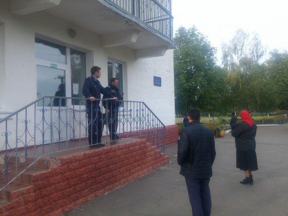 Інтернат чи концтабір: У Радомишлі знущаються над психічнохворими на сайті 20minut.ua Інтернат чи концтабір: У Радомишлі знущаються над психічнохворими, фото №2 на сайті 20minut.ua