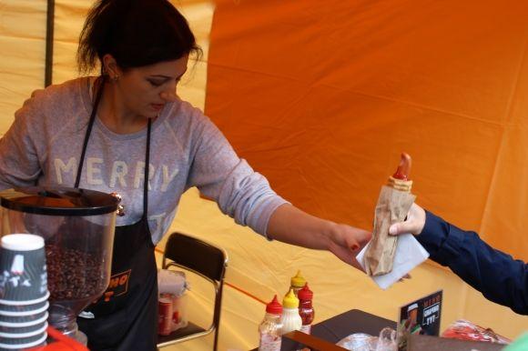 Як проходить «Vinnytsia Food Weekend»: «кілометрові» черги за делікатесами на сайті 20minut.ua Як проходить «Vinnytsia Food Weekend»: «кілометрові» черги за делікатесами, фото №3 на сайті 20minut.ua