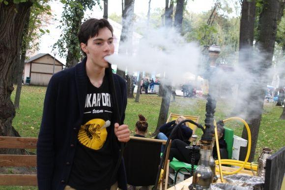 Як проходить «Vinnytsia Food Weekend»: «кілометрові» черги за делікатесами на сайті 20minut.ua Як проходить «Vinnytsia Food Weekend»: «кілометрові» черги за делікатесами, фото №36 на сайті 20minut.ua