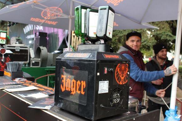 Як проходить «Vinnytsia Food Weekend»: «кілометрові» черги за делікатесами на сайті 20minut.ua Як проходить «Vinnytsia Food Weekend»: «кілометрові» черги за делікатесами, фото №25 на сайті 20minut.ua