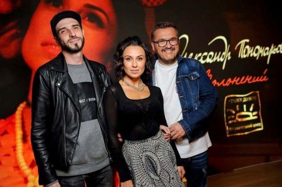 Від косухи до смокінга! Чим на концерті вражав Вінницю Олександр Пономарьов? на сайті 20minut.ua Від косухи до смокінга! Чим на концерті вражав Вінницю Олександр Пономарьов?, фото №2 на сайті 20minut.ua