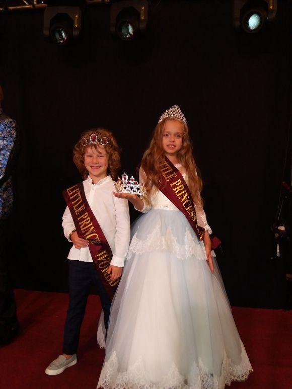 Справжні маленькі принц і принцеса живуть у Вінниці на сайті 20minut.ua Справжні маленькі принц і принцеса живуть у Вінниці, фото №2 на сайті 20minut.ua