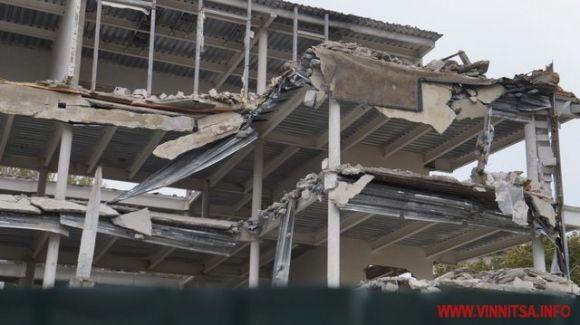 Приміщення колишнього ресторaну «Кельце» почали зносити. ФОТО на сайті 20minut.ua Приміщення колишнього ресторaну «Кельце» почали зносити. ФОТО, фото №2 на сайті 20minut.ua